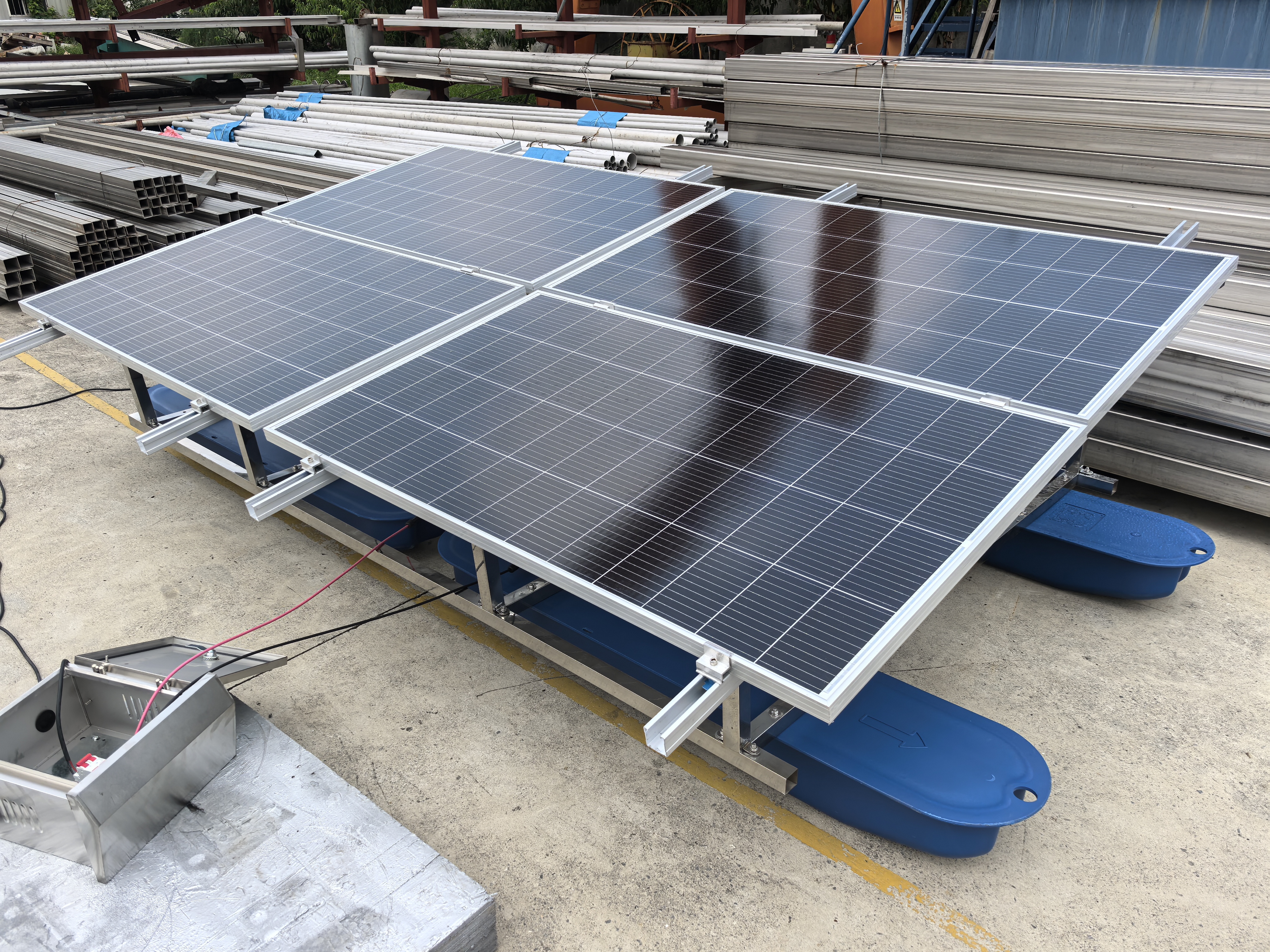 48V太陽(yáng)能?chē)娙貧鈾C：原理、特點(diǎn)與應用指南